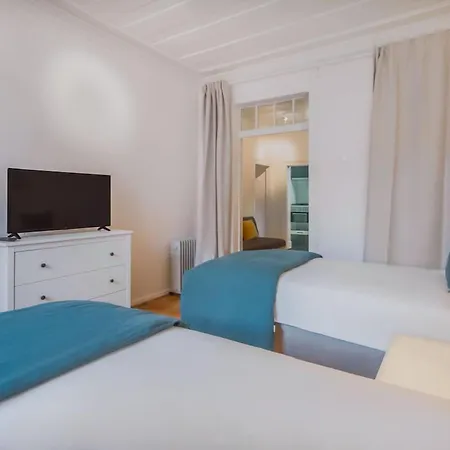 Lisbon City Stay شقة *